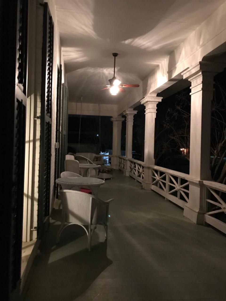 Canemount Plantation Inn Westside ภายนอก รูปภาพ